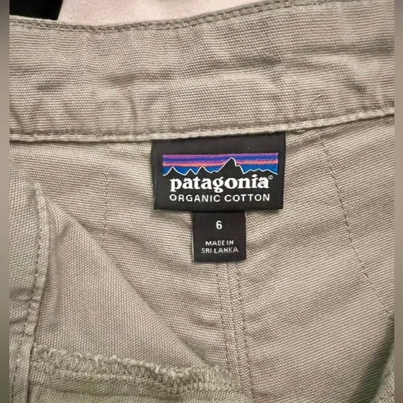 Women’s Patagonia shorts. Size 6. - Picture 3 of 3